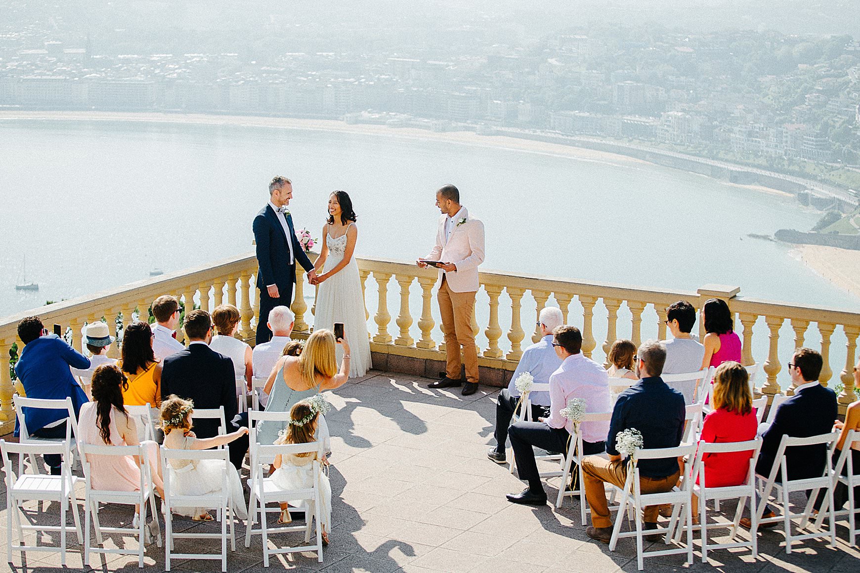 Wedding photographer in san sebastian